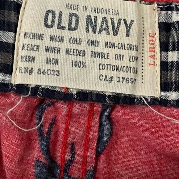 Old Navy Antler Red Christmas Cabin Boxer Brief Shorts - Picture 4 of 4